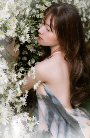 131午夜美女爱做视频