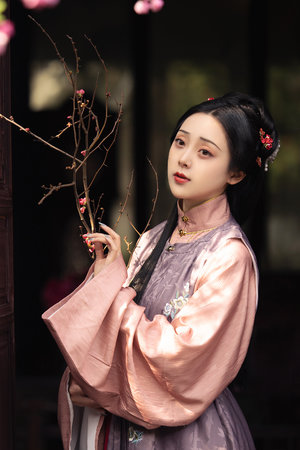 现代一片古装剧播放
