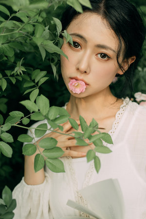漂亮的保姆韩剧电影