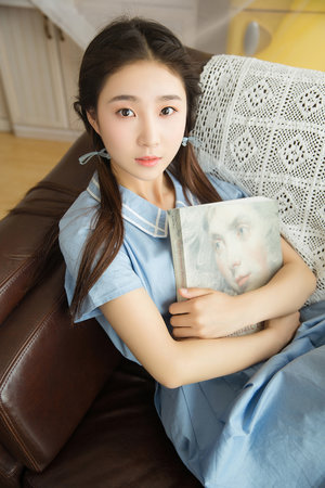 柿乃坂绫奈