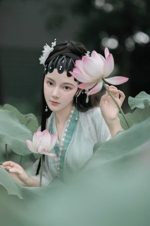 大码模特哔哩哔哩
