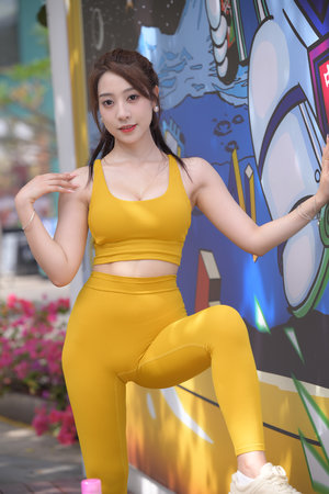 锦衣之下在线观看